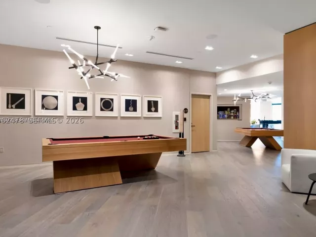 4-bedroom condo for sale in Miami - 650 NE 32nd St BH6 - MondialRealty