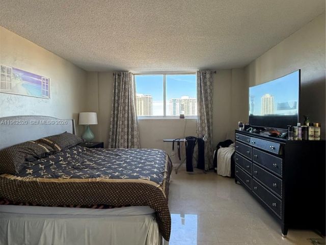 Apartment for sale  Unit #1022 - photo 7404442