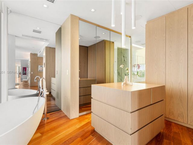 Apartment for sale  Unit #5F - photo 7509393