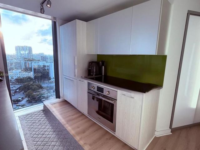 Apartment for sale  Unit #1808 - photo 7410921