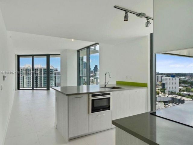 Apartment for sale  Unit #1808 - photo 7410932