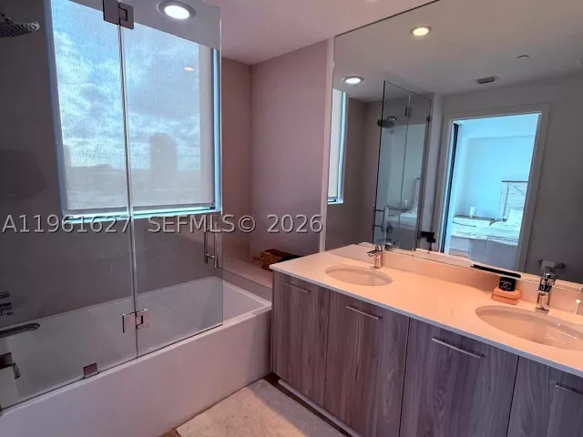 2-bedroom condo for sale in Miami - 501 NE 31st St 1808 - MondialRealty