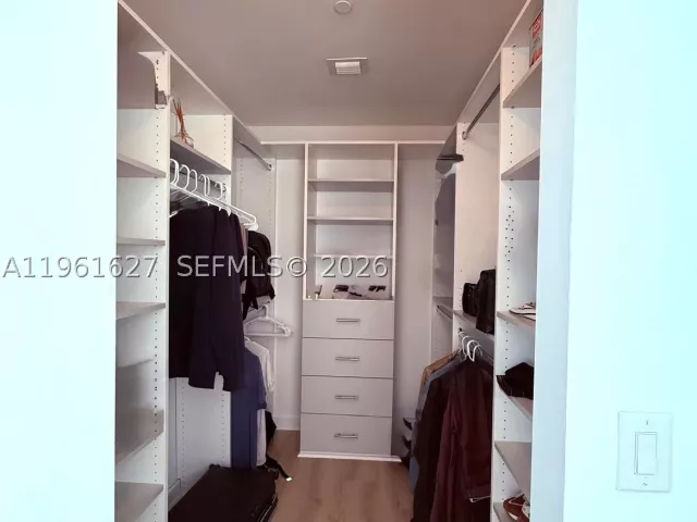2-bedroom condo for sale in Miami - 501 NE 31st St 1808 - MondialRealty