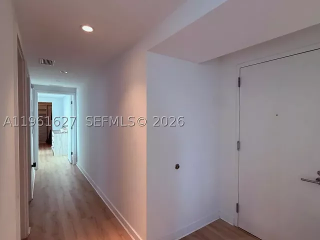 2-bedroom condo for sale in Miami - 501 NE 31st St 1808 - MondialRealty