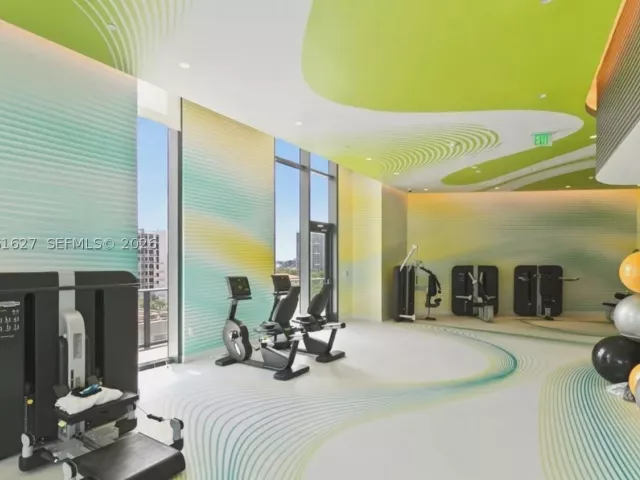 2-bedroom condo for sale in Miami - 501 NE 31st St 1808 - MondialRealty