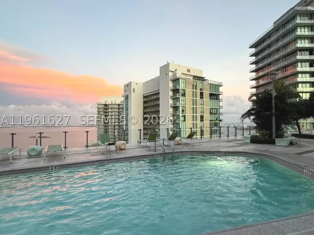 2-bedroom condo for sale in Miami - 501 NE 31st St 1808 - MondialRealty