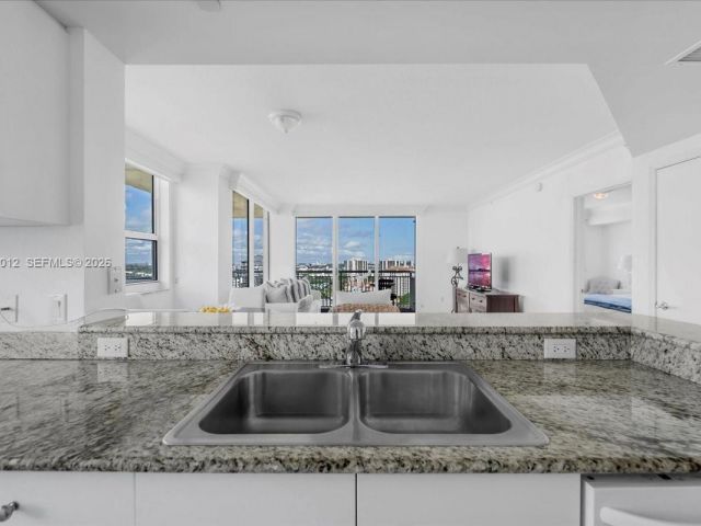 Apartment for sale  Unit #2513 - photo 7428787