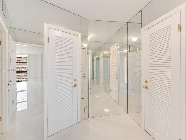 Apartment for rent  Unit #F601 - photo 7500552