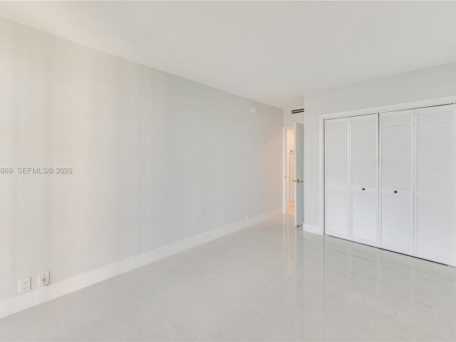 Apartment for rent  Unit #F601 - photo 7500558