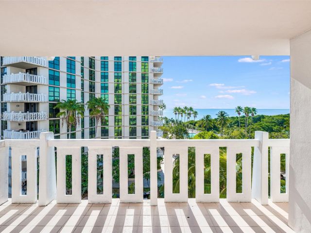 Apartment for rent  Unit #F601 - photo 7500559