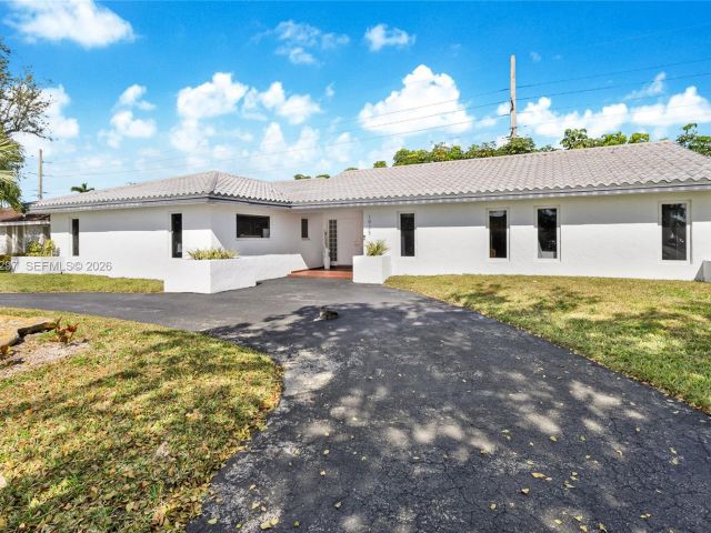 Home for sale at 1925 NE 214th Ter - photo 7427946