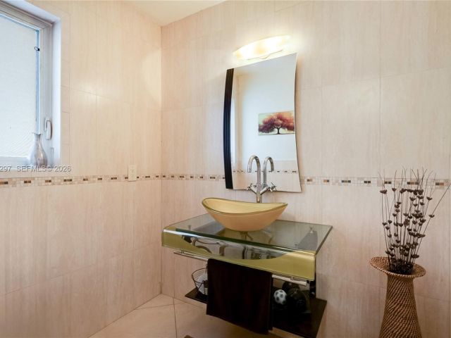 Home for sale at 1925 NE 214th Ter - photo 7427956