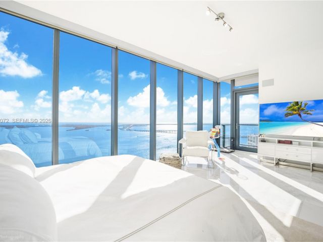 Apartment for sale  Unit #3902 - photo 7401305