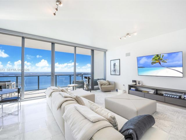 Apartment for sale  Unit #3902 - photo 7401315