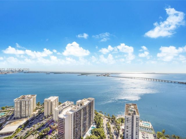 Apartment for sale  Unit #3902 - photo 7401318