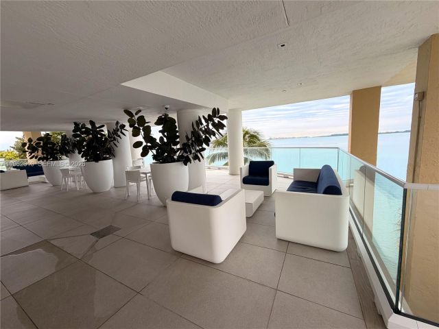 1-bedroom condo for rent in Miami - 770 Claughton Island Dr 606 - MondialRealty