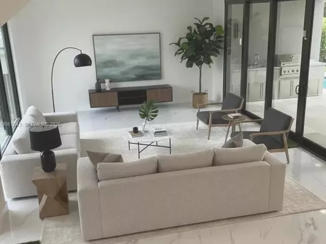 5-bedroom home for rent in Fort Lauderdale - 1700 NE 18th St 0 - MondialRealty