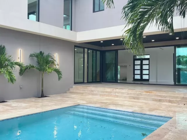 5-bedroom home for rent in Fort Lauderdale - 1700 NE 18th St 0 - MondialRealty
