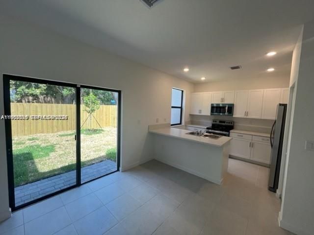 3-bedroom home for rent in Homestead - 28750 SW 134th Ct - - MondialRealty