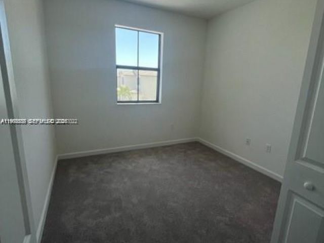 3-bedroom home for rent in Homestead - 28750 SW 134th Ct - - MondialRealty