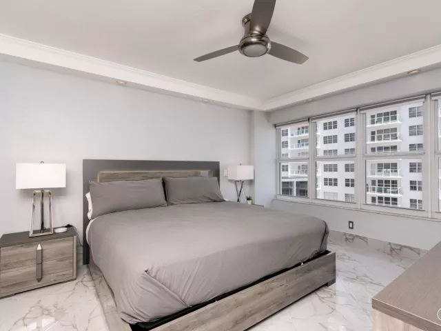 1-bedroom condo for rent in Fort Lauderdale - 3700 Galt Ocean Drive 804 - MondialRealty