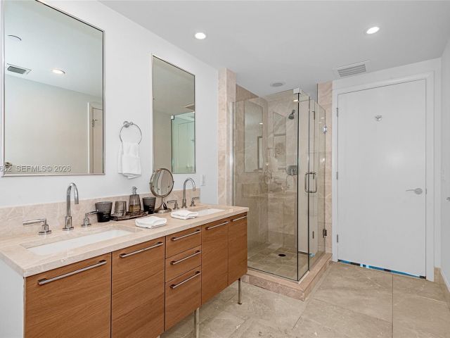 Apartment for rent  Unit #3507 - photo 7405542