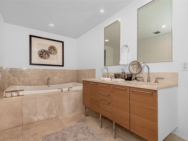 Apartment for rent  Unit #3507 - photo 7405543