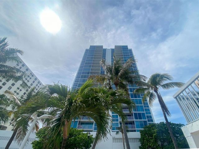 Apartment for sale  Unit #2301 - photo 7413682