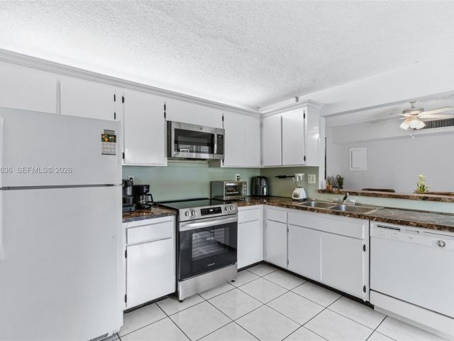 Home for sale at 4726 SW 67th Ave F6 - photo 7440268