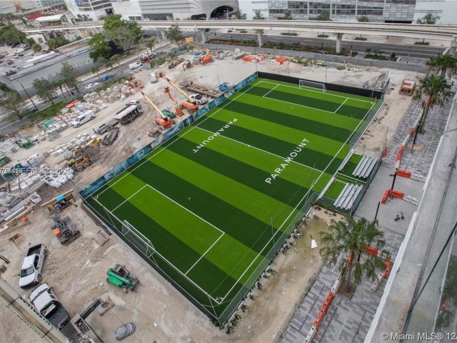 Apartment for rent  Unit #3903 - photo 7403437