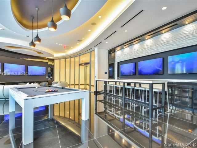 Apartment for rent  Unit #3903 - photo 7403445