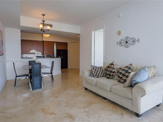 Apartment for rent  Unit #1703 - photo 7405078