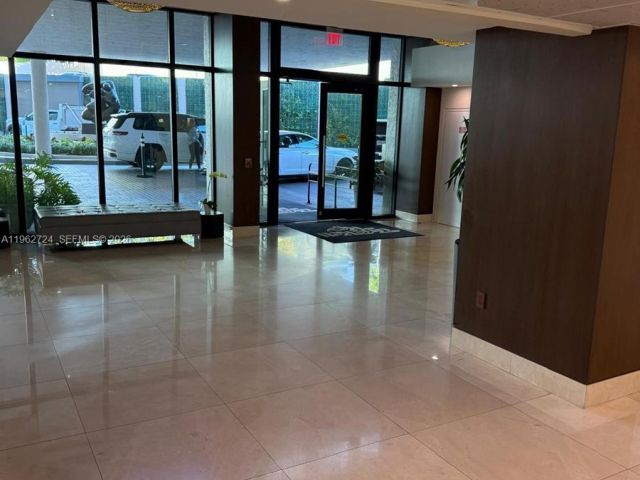 1-bedroom condo for sale in Miami - 540 Brickell Key Dr 1505 - MondialRealty