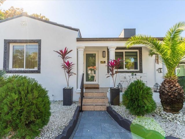 Home for sale at 2400 SW 21st Ter - photo 7436797