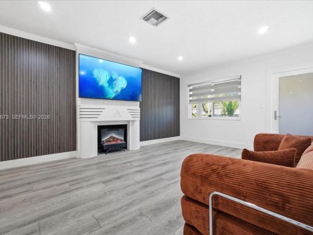 Home for sale at 2400 SW 21st Ter - photo 7436807