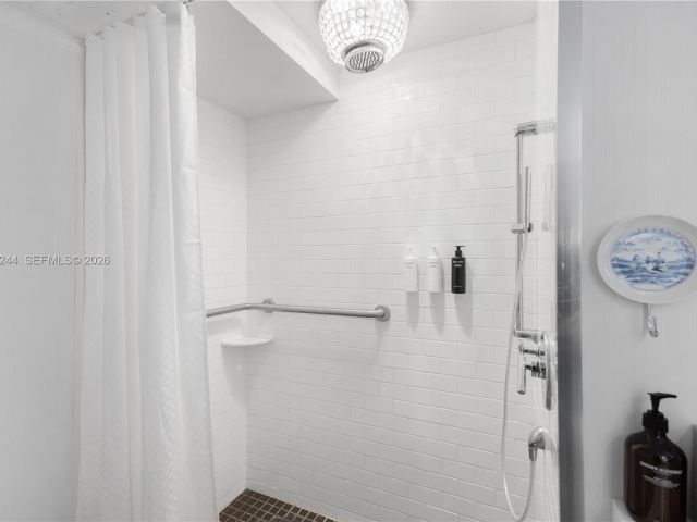 condo for sale in Miami Beach - 1100 West Ave 408 - MondialRealty