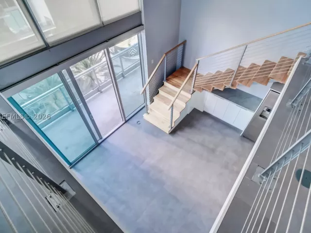 2-bedroom condo for sale in Miami - 90 SW 3rd St TH706 - MondialRealty