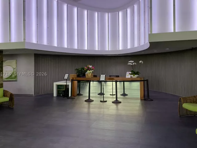 2-bedroom condo for sale in Miami - 90 SW 3rd St TH706 - MondialRealty
