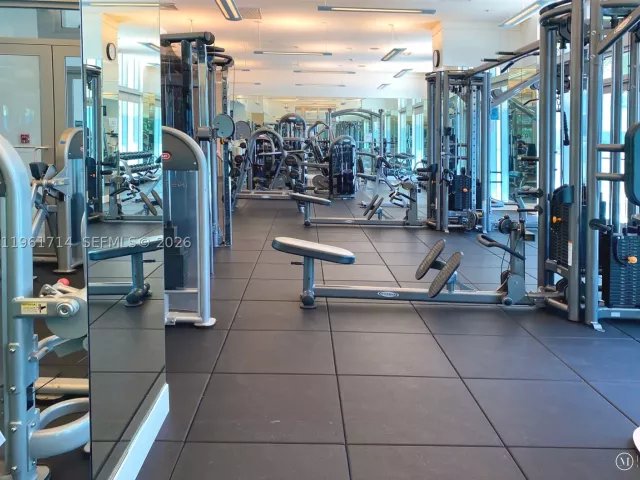 2-bedroom condo for sale in Miami - 90 SW 3rd St TH706 - MondialRealty