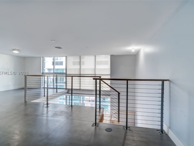 2-bedroom condo for sale in Miami - 90 SW 3rd St TH706 - MondialRealty
