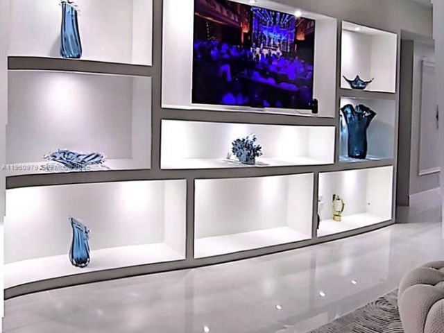 Apartment for rent  Unit #2312 - photo 7425397