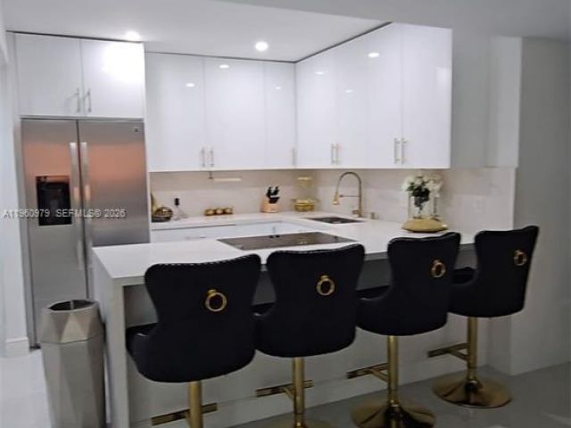 Apartment for rent  Unit #2312 - photo 7425408