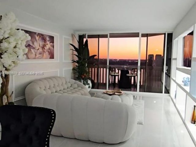 Apartment for rent  Unit #2312 - photo 7425413