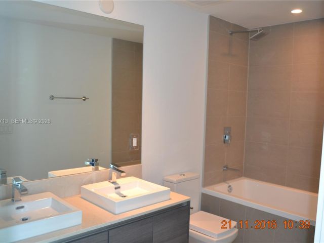 Apartment for rent  Unit #2003 - photo 7402427