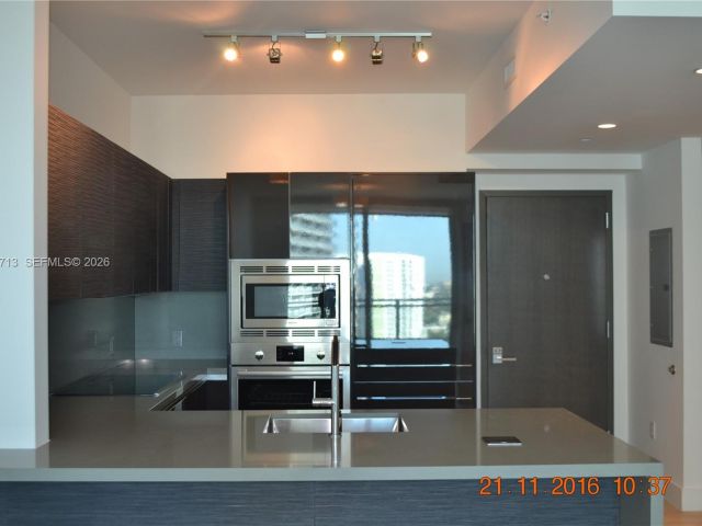 Apartment for rent  Unit #2003 - photo 7402433