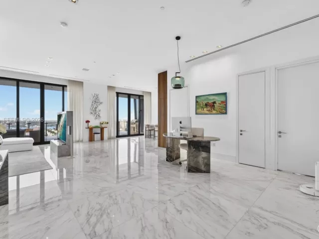 2-bedroom condo for sale in Sunny Isles Beach - 17141 Collins Ave 2902 - MondialRealty