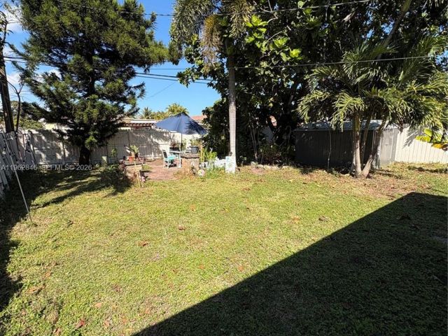 3-bedroom home for rent in North Miami Beach - 1655 NE 175th St - MondialRealty