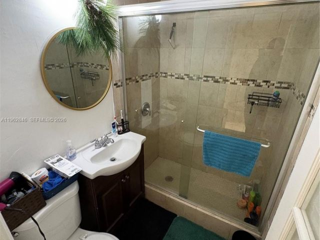 3-bedroom home for rent in North Miami Beach - 1655 NE 175th St - MondialRealty