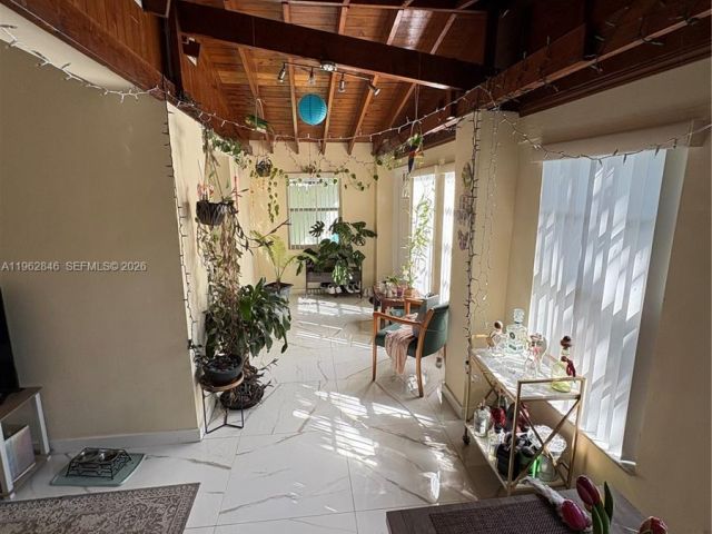 3-bedroom home for rent in North Miami Beach - 1655 NE 175th St - MondialRealty
