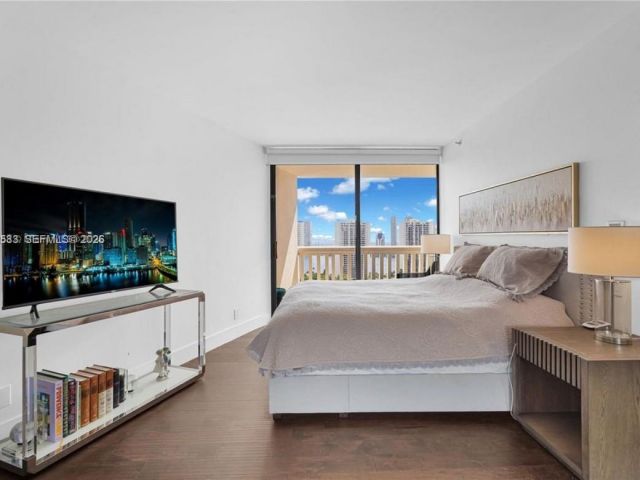 Apartment for rent  Unit #2508 - photo 7403399